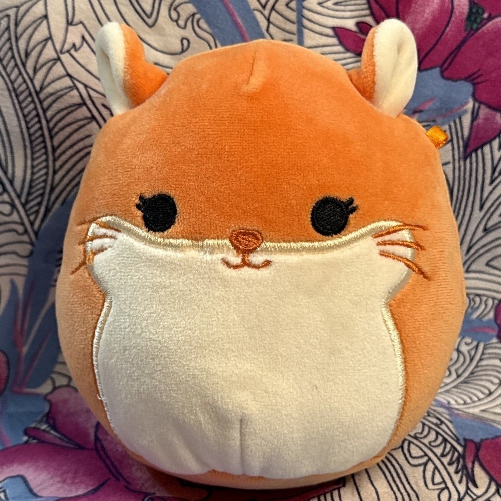 Squishmallowsโ Erica Orange Chinchilla 8" Plush Stuffed Animal Kellytoy